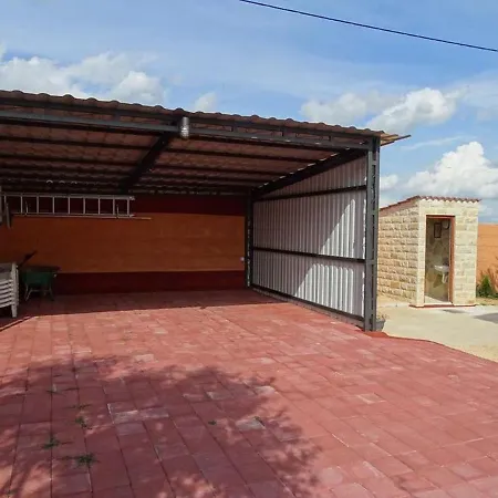 فيلة Villa-rossa-mit-pool-fuer-8-personen بنكوفاتش
