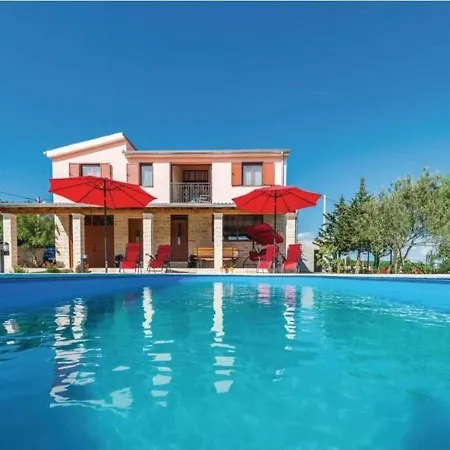 Villa Villa-rossa-mit-pool-fuer-8-personen Benkovac