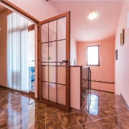 Villa Villa-rossa-mit-pool-fuer-8-personen Benkovac
